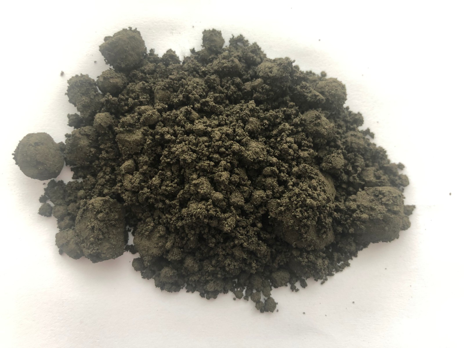 铜精矿，细小粉末状，铜品位20-30%